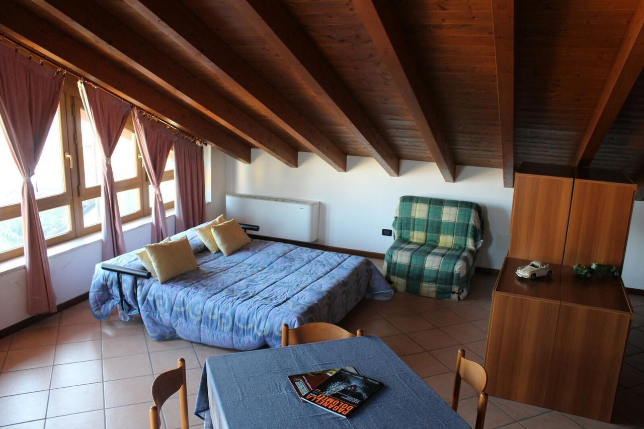 Casa Regina Daire Desenzano del Garda Dış mekan fotoğraf