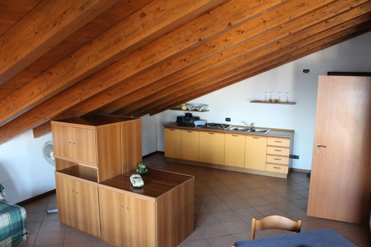 Casa Regina Daire Desenzano del Garda Dış mekan fotoğraf