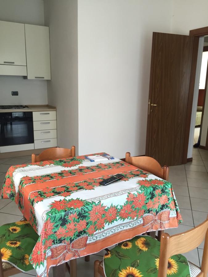 Casa Regina Daire Desenzano del Garda Dış mekan fotoğraf