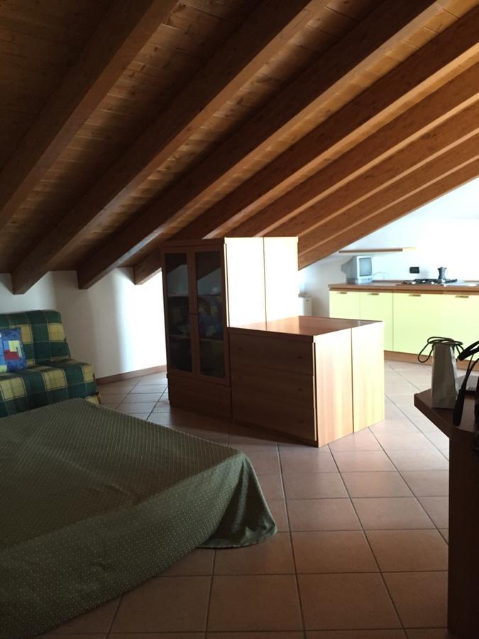 Casa Regina Daire Desenzano del Garda Dış mekan fotoğraf