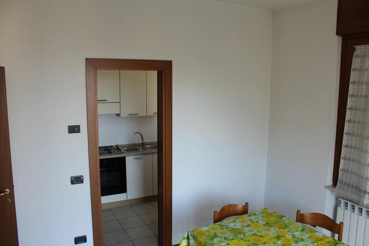 Casa Regina Daire Desenzano del Garda Dış mekan fotoğraf