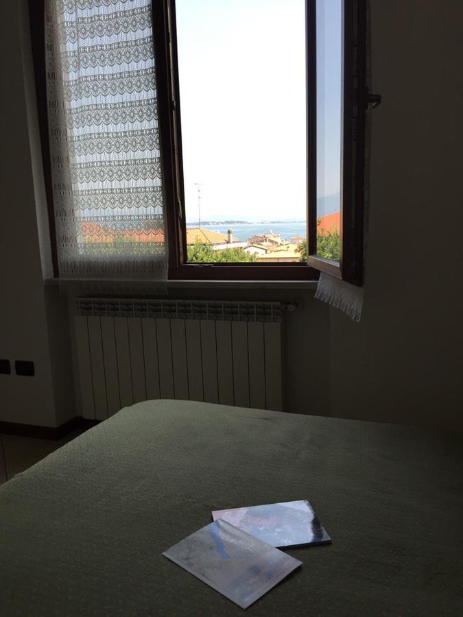 Casa Regina Daire Desenzano del Garda Dış mekan fotoğraf